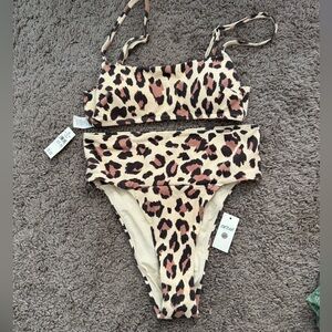 Two piece leopard print extra small